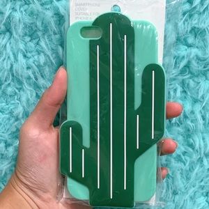 H&M Accessories - New iPhone6 Cactus Mint Soft Case H&M Accessories - New iPhone6 Cactus Mint Soft Case